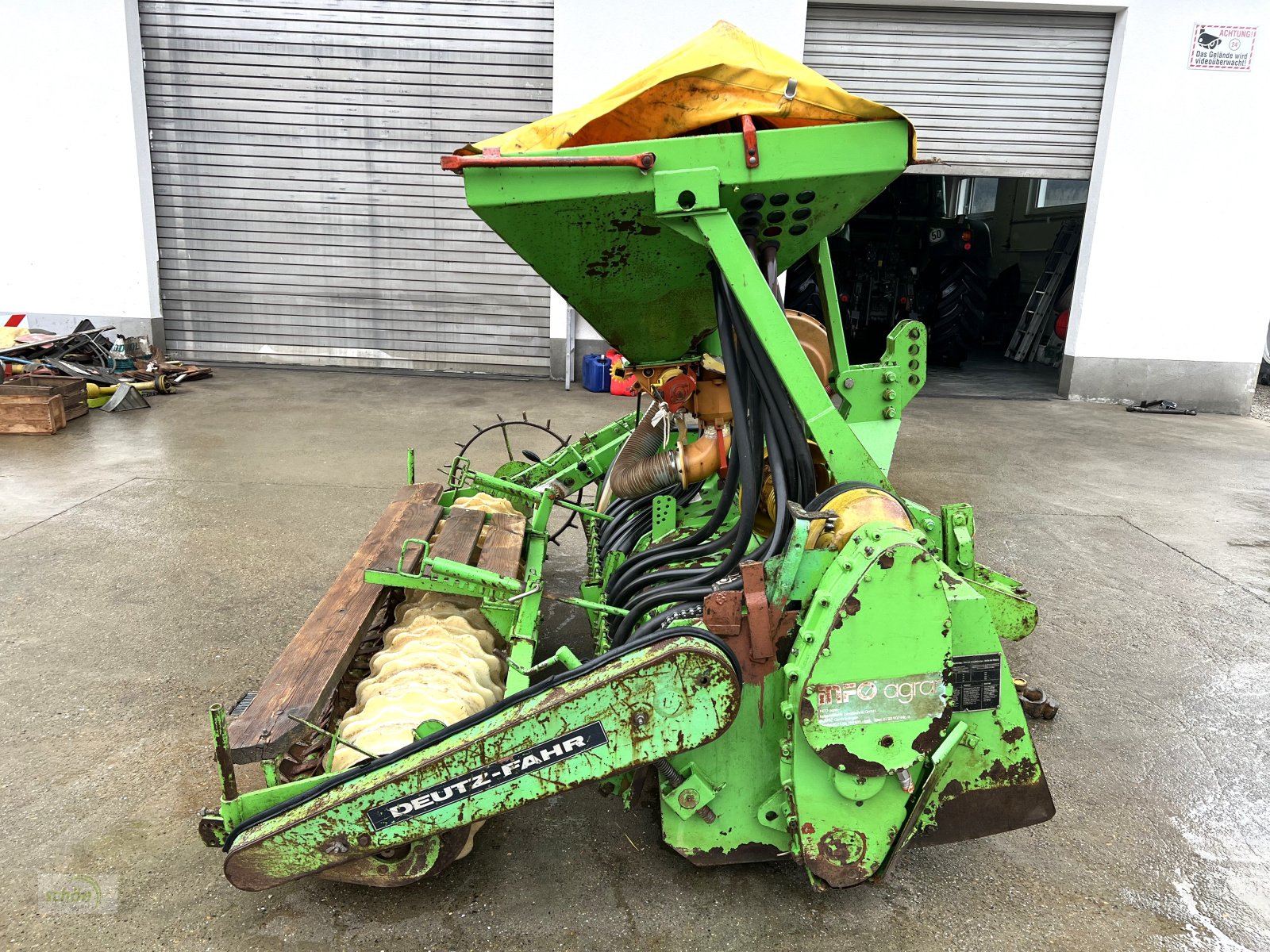 Drillmaschinenkombination des Typs Deutz-Fahr Z2100 Zinken-Rotoregge mit pneumatischer Sämaschine, Gebrauchtmaschine in Burgrieden (Bild 7)