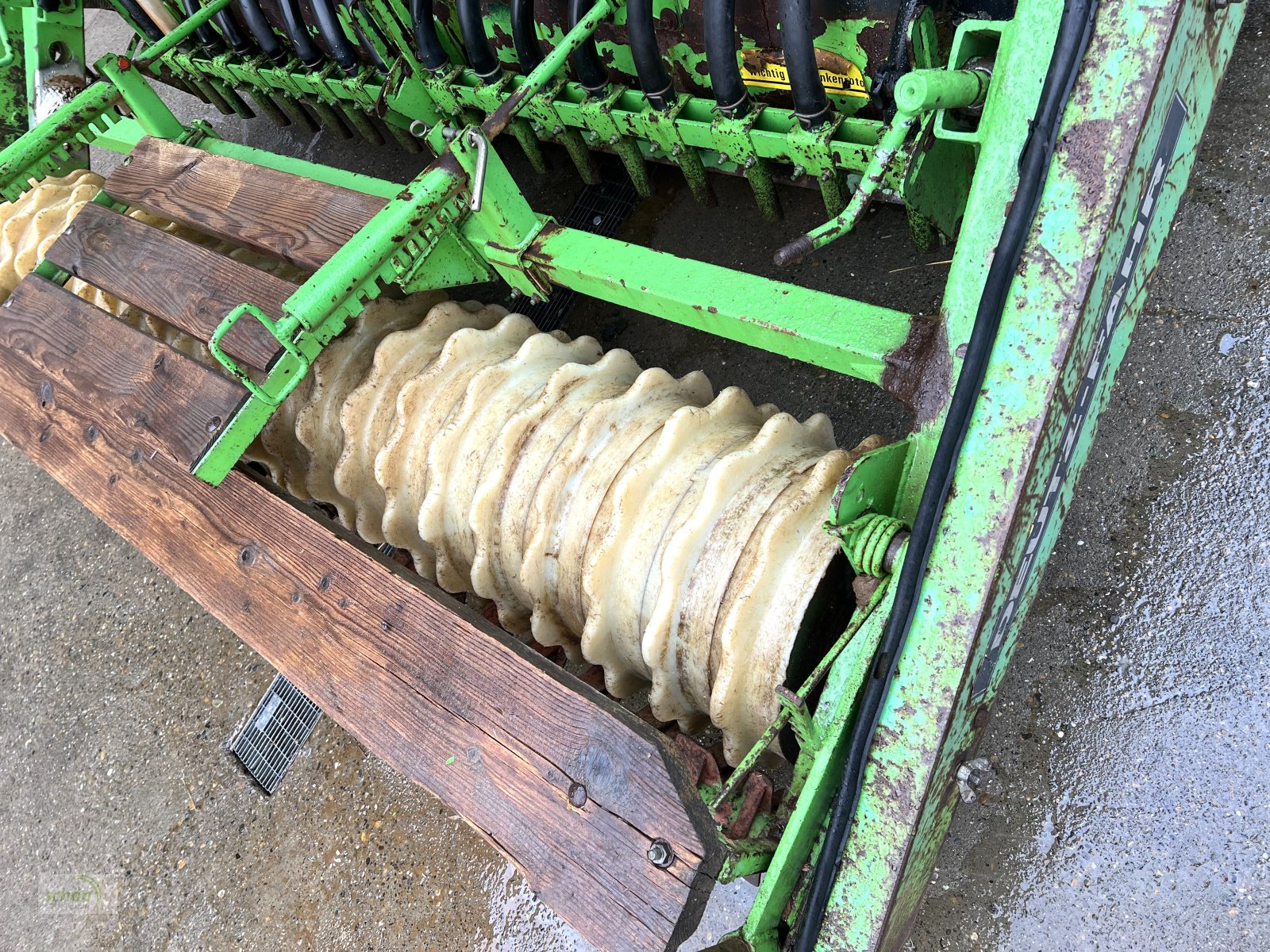 Drillmaschinenkombination des Typs Deutz-Fahr Z2100 Zinken-Rotoregge mit pneumatischer Sämaschine, Gebrauchtmaschine in Burgrieden (Bild 17)