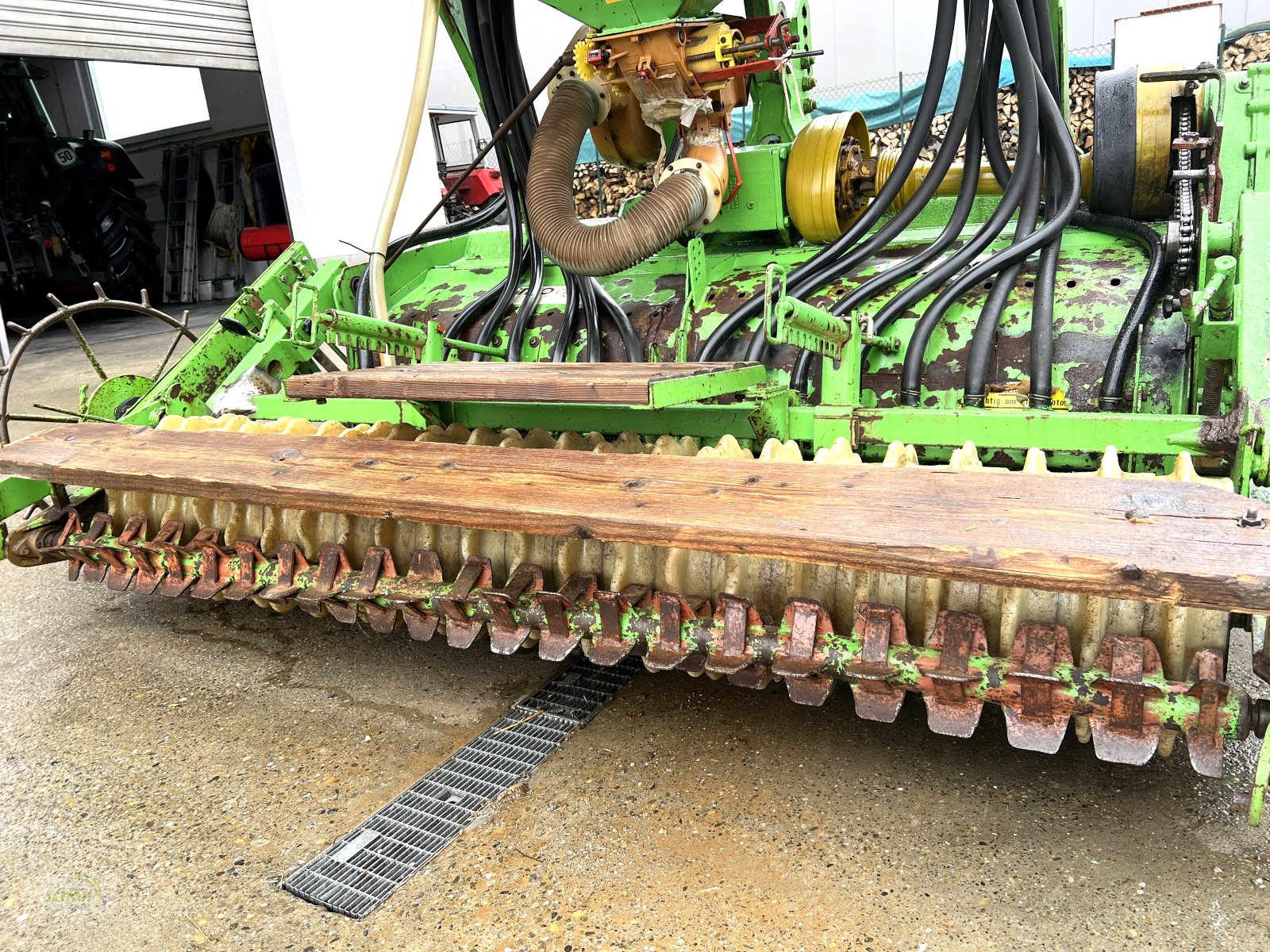 Drillmaschinenkombination des Typs Deutz-Fahr Z2100 Zinken-Rotoregge mit pneumatischer Sämaschine, Gebrauchtmaschine in Burgrieden (Bild 18)