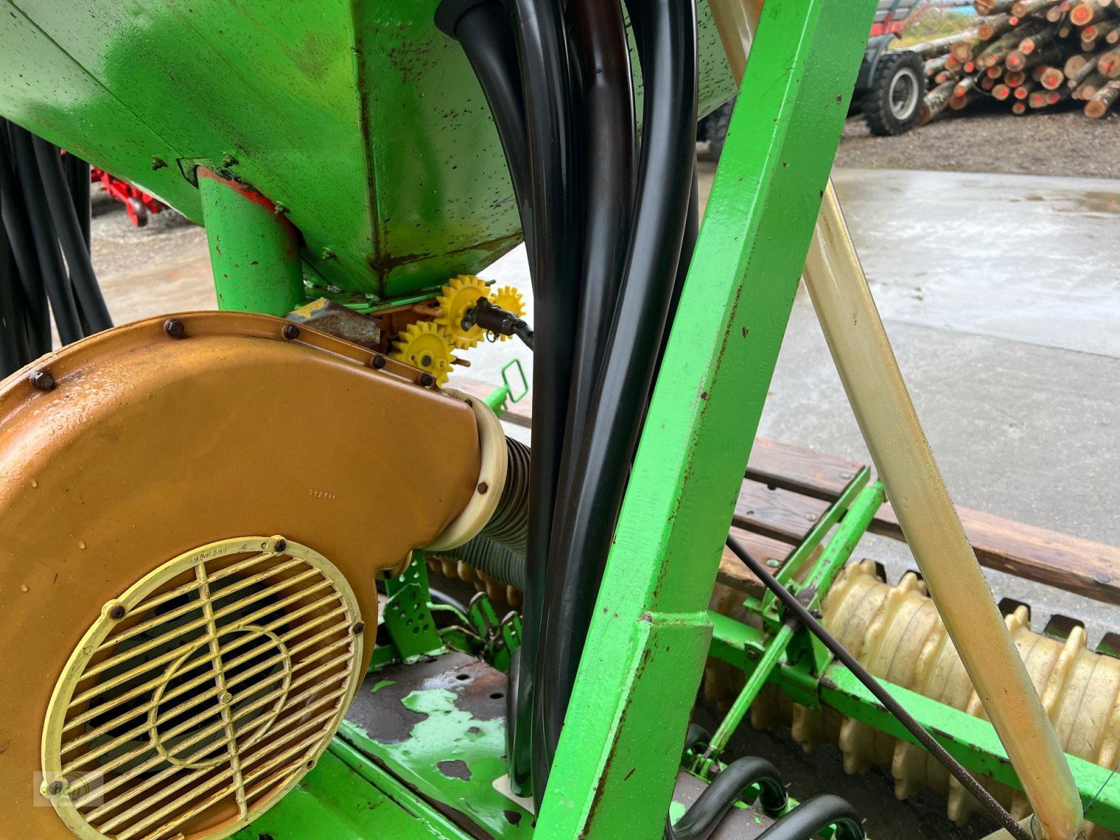 Drillmaschinenkombination del tipo Deutz-Fahr Z2100 Zinken-Rotoregge mit pneumatischer Sämaschine, Gebrauchtmaschine en Burgrieden (Imagen 11)