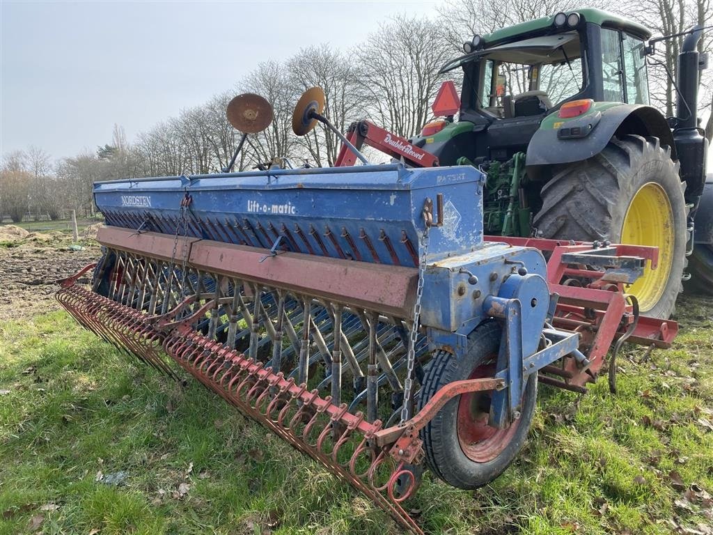 Drillmaschinenkombination del tipo Doublet Record Combi Dan 4 meter med nordsten såmaskine, Gebrauchtmaschine en øster ulslev (Imagen 3)