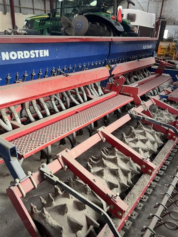 Drillmaschinenkombination tip Doublet Record Kulti Seeder 4m med tandpakkevalse, Gebrauchtmaschine in øster ulslev (Poză 2)