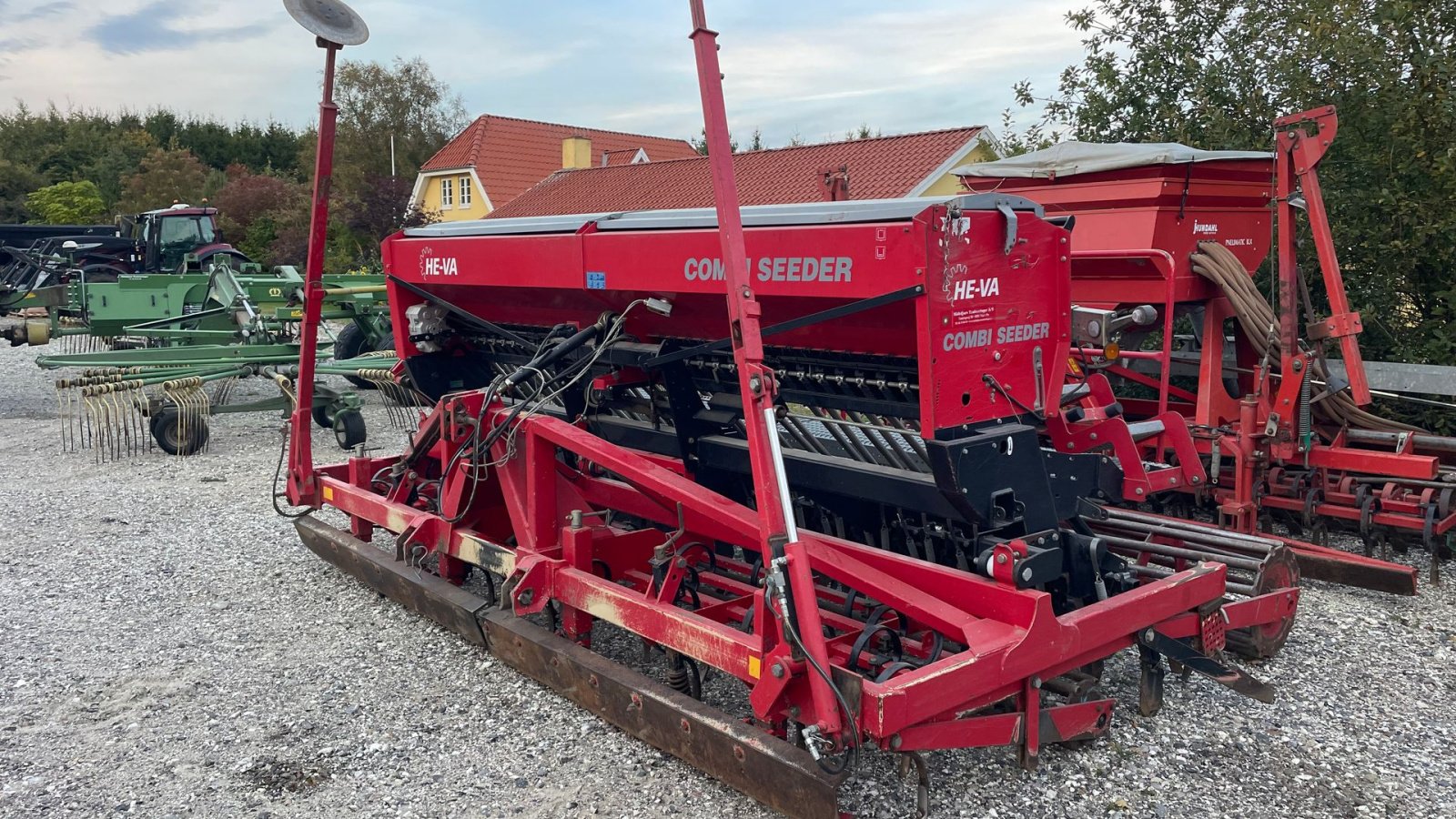 Drillmaschinenkombination του τύπου HE-VA COMBI SEEDER 4 METER, Gebrauchtmaschine σε Nimtofte (Φωτογραφία 1)