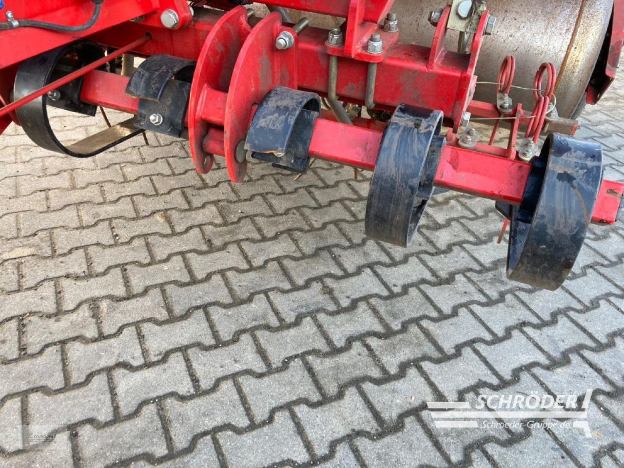 Drillmaschinenkombination του τύπου HE-VA GRASS-ROLLER 6.3 + MULTI SEED, Gebrauchtmaschine σε Jerichow - Kleinmangelsdorf (Φωτογραφία 23)