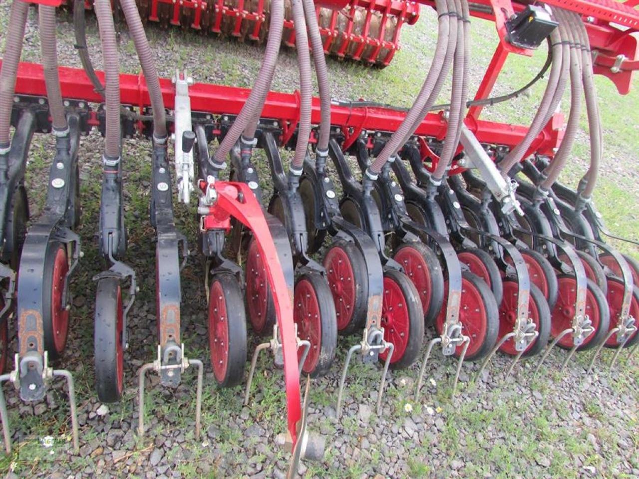 Drillmaschinenkombination del tipo Horsch Express 3KR, Gebrauchtmaschine In Bad Wildungen - Wega (Immagine 3)