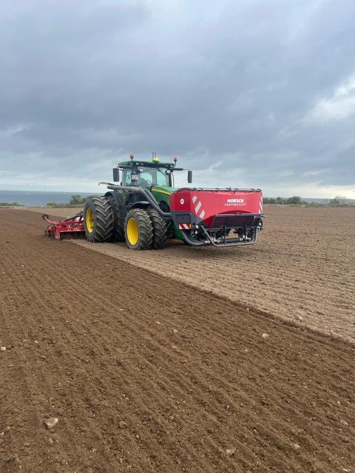 Drillmaschinenkombination des Typs Horsch Express 6 KR, Gebrauchtmaschine in Hammel (Bild 4)