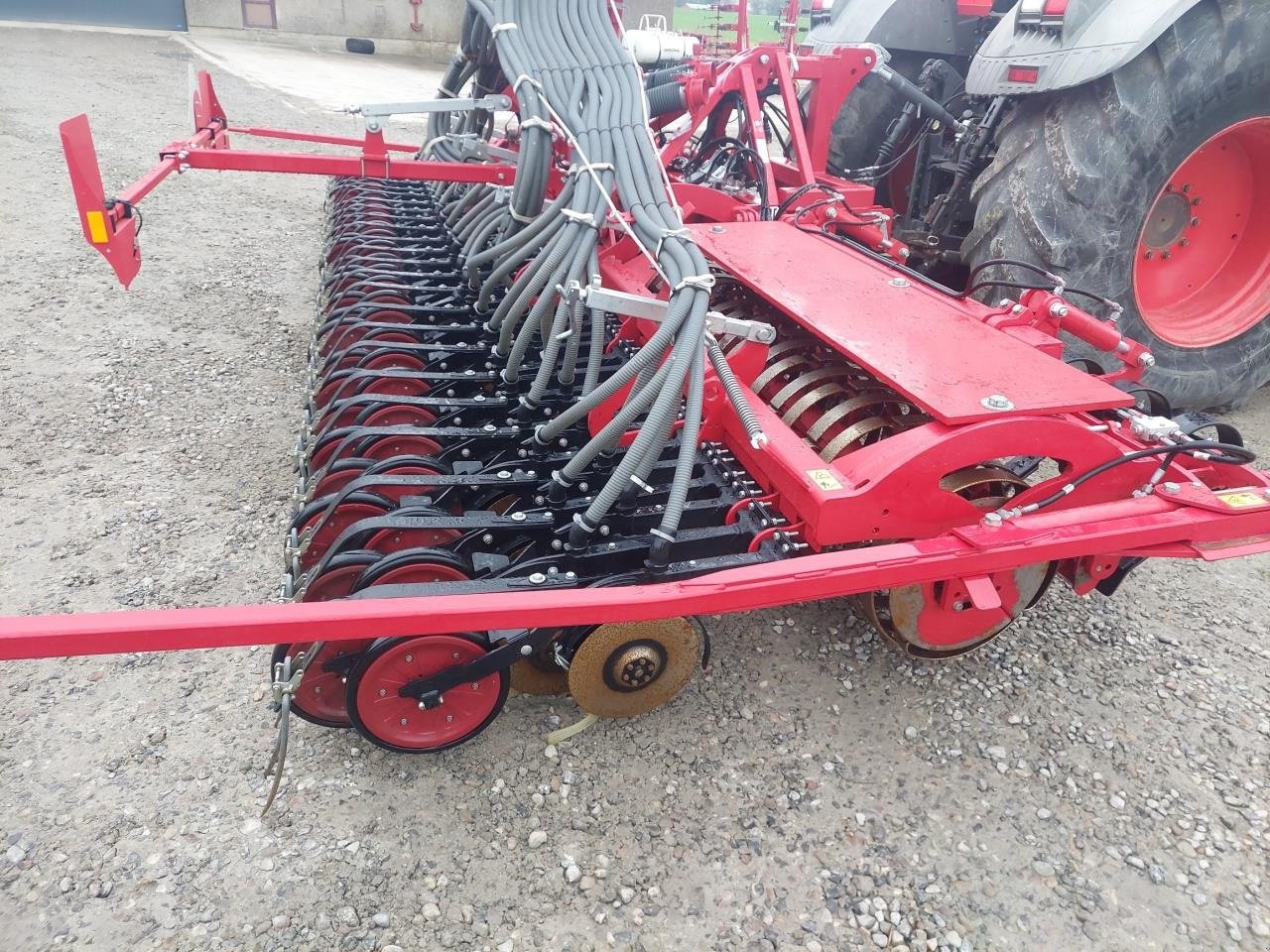 Drillmaschinenkombination of the type Horsch Taro 6 SL med slæbeplanke, Gebrauchtmaschine in Hammel (Picture 3)