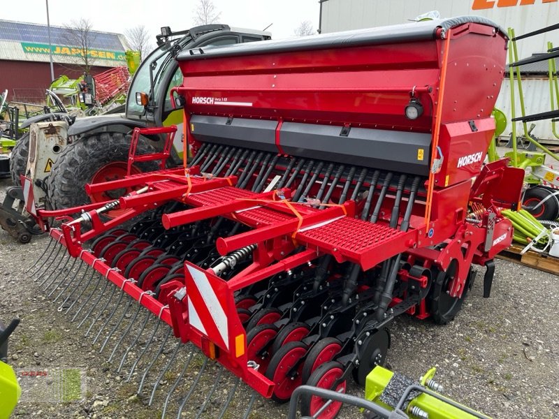 Drillmaschinenkombination of the type Horsch Versa 3 KR, Neumaschine in Risum-Lindholm (Picture 2)