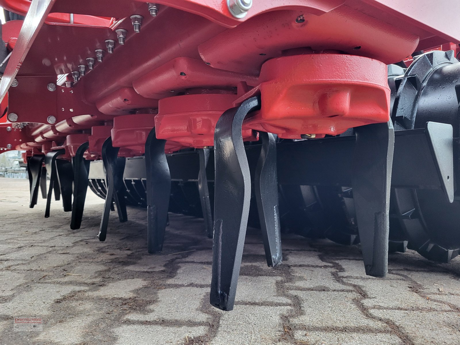 Drillmaschinenkombination of the type Horsch Versa 3 KR, Neumaschine in Kirkel-Altstadt (Picture 9)