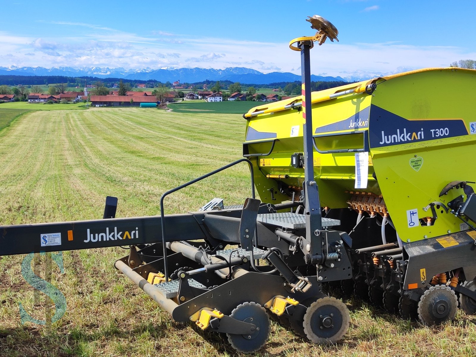 Drillmaschinenkombination of the type Junkkari T 300, Gebrauchtmaschine in Dietramszell (Picture 1)