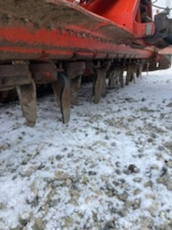 Drillmaschinenkombination del tipo Kuhn 4 m HR4004 venta nc4, Gebrauchtmaschine In Kolind (Immagine 5)