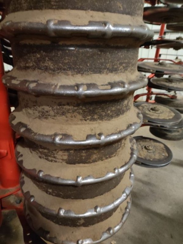 Drillmaschinenkombination του τύπου Kuhn BTF, Gebrauchtmaschine σε FRESNAY LE COMTE (Φωτογραφία 4)