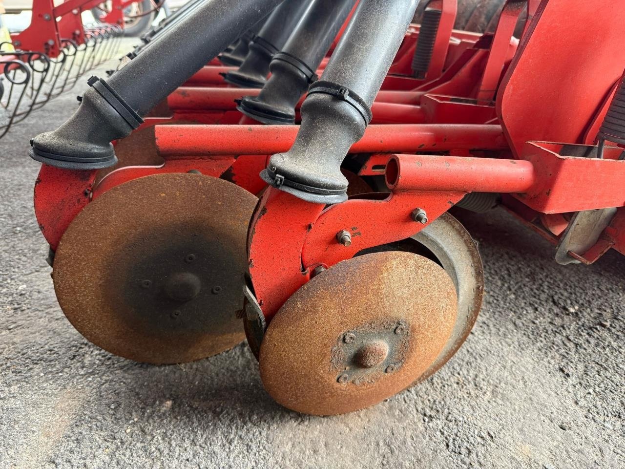 Drillmaschinenkombination van het type Kuhn COMBILINER 4M, Gebrauchtmaschine in Trige (Foto 4)