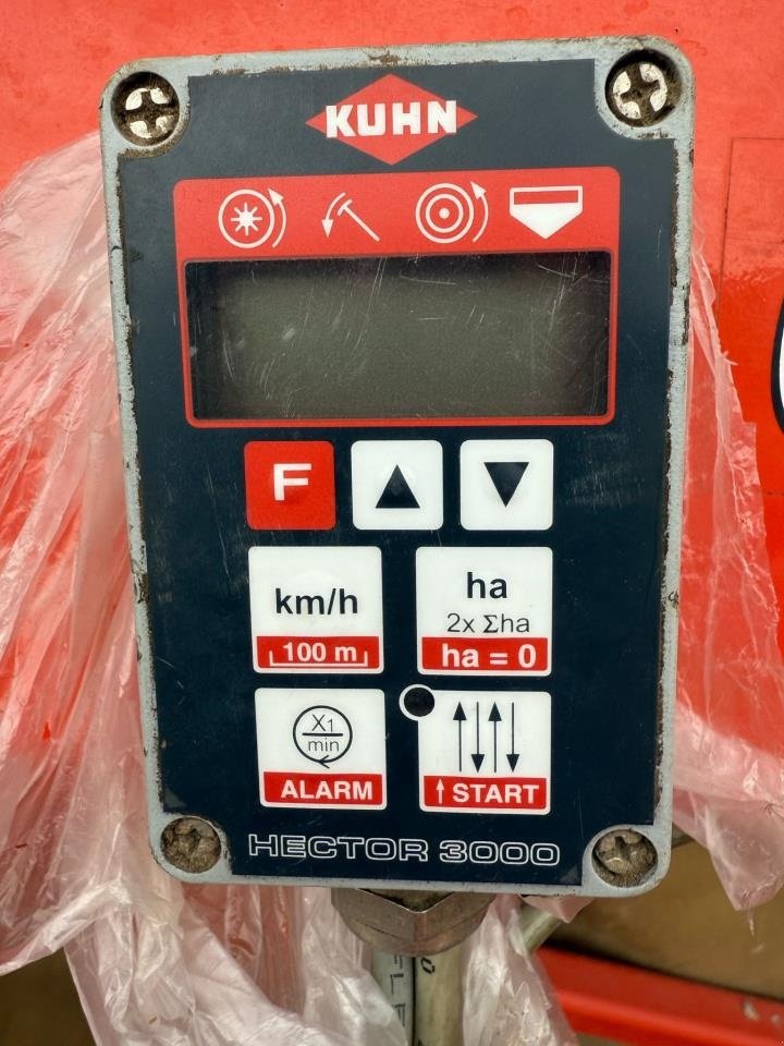 Drillmaschinenkombination van het type Kuhn COMBILINER 4M, Gebrauchtmaschine in Trige (Foto 5)