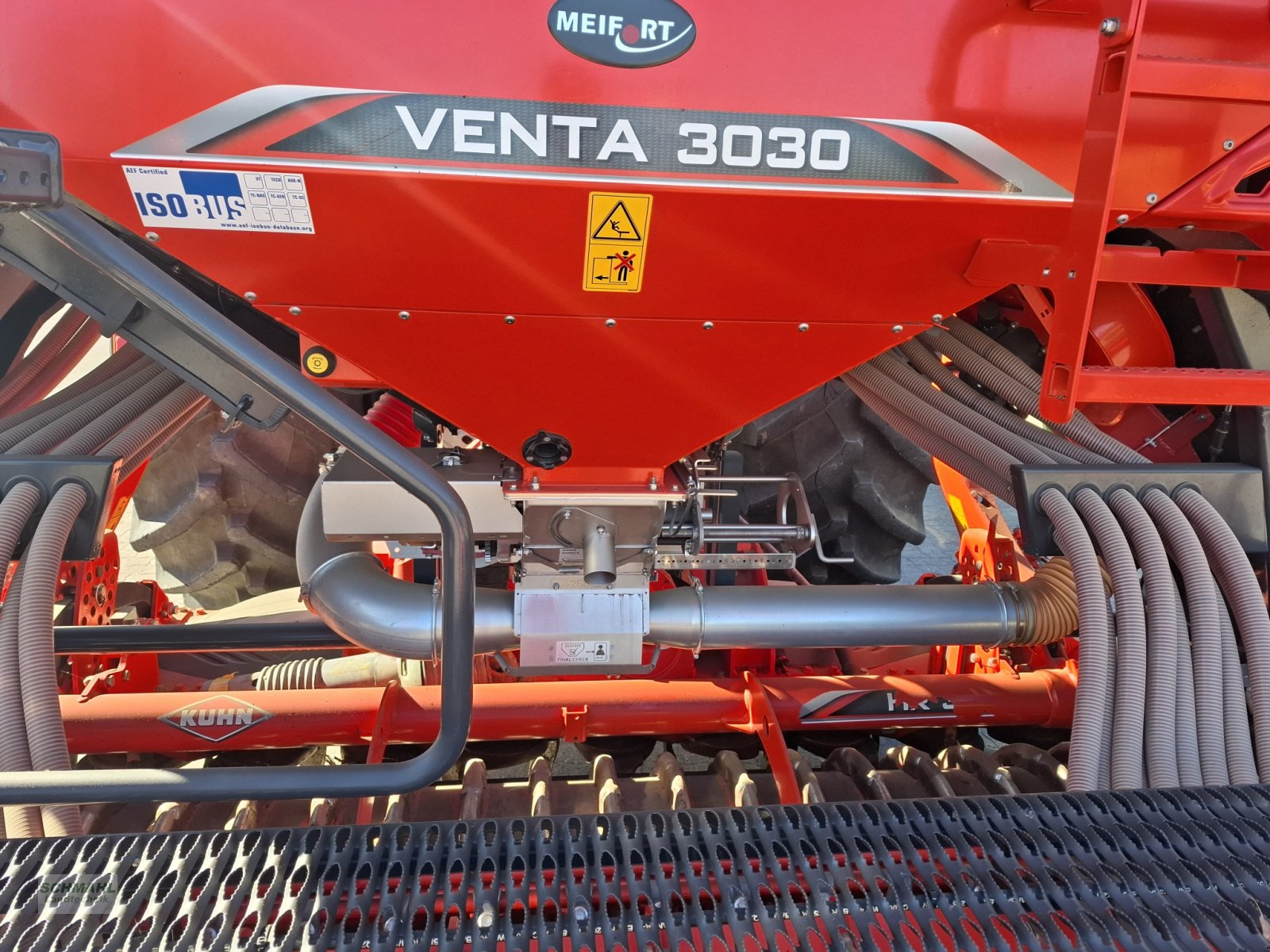 Drillmaschinenkombination typu Kuhn DRILLKOMBINATION Venta 3030 + Kreiselegge HR 3030, Gebrauchtmaschine v Oldenburg in Holstein (Obrázek 6)