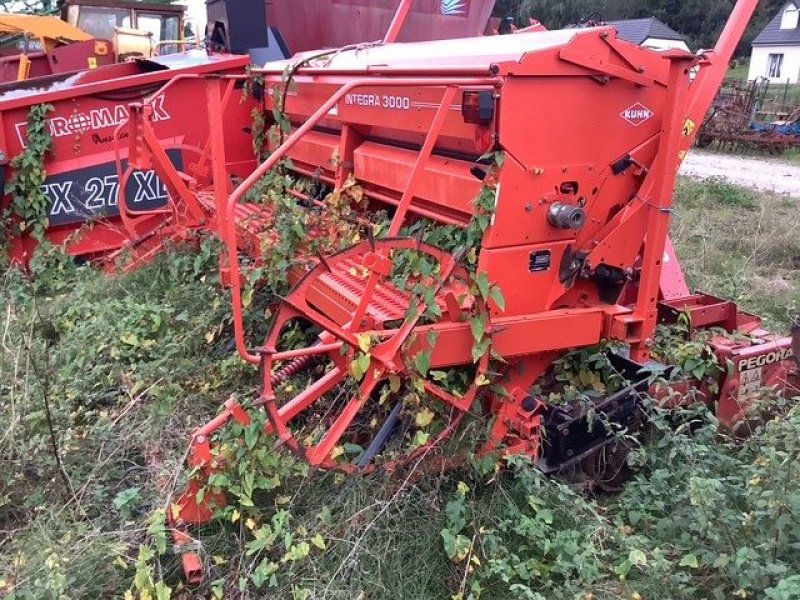 Drillmaschinenkombination tip Kuhn En ligne, Gebrauchtmaschine in les hayons (Poză 4)