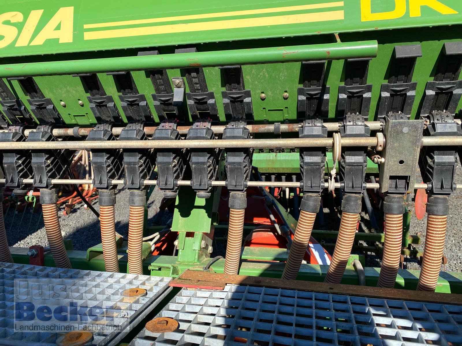 Drillmaschinenkombination of the type Kuhn HR 250 + Hassia, Gebrauchtmaschine in Weimar-Niederwalgern (Picture 7)