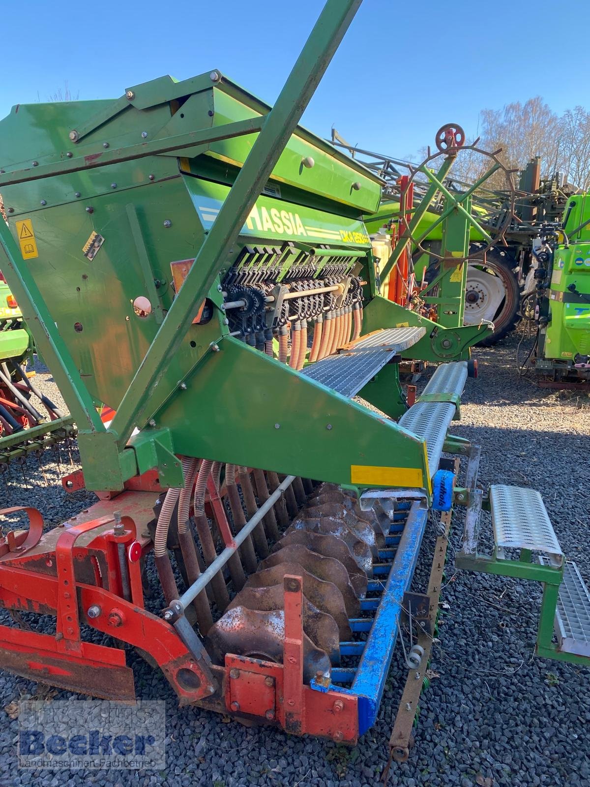 Drillmaschinenkombination of the type Kuhn HR 250 + Hassia, Gebrauchtmaschine in Weimar-Niederwalgern (Picture 8)