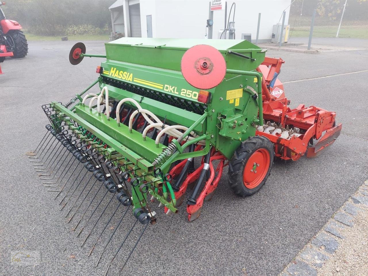 Drillmaschinenkombination typu Kuhn HR 2501 M + Hassia DKL 250, Gebrauchtmaschine v Pfreimd (Obrázek 9)
