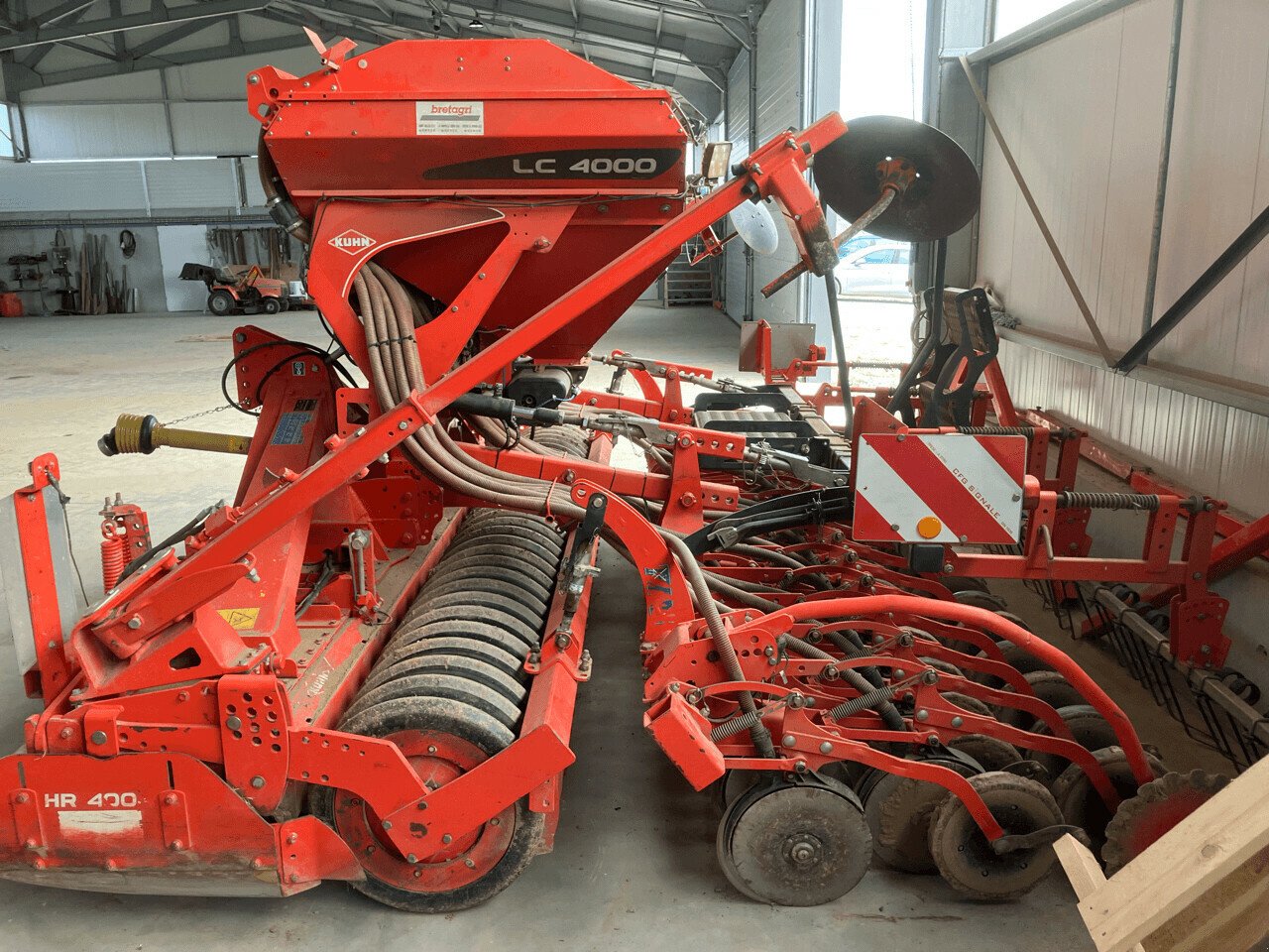 Drillmaschinenkombination des Typs Kuhn HR 4004 + VENTA LC 4000 SEEDFL, Gebrauchtmaschine in PONTIVY (Bild 2)