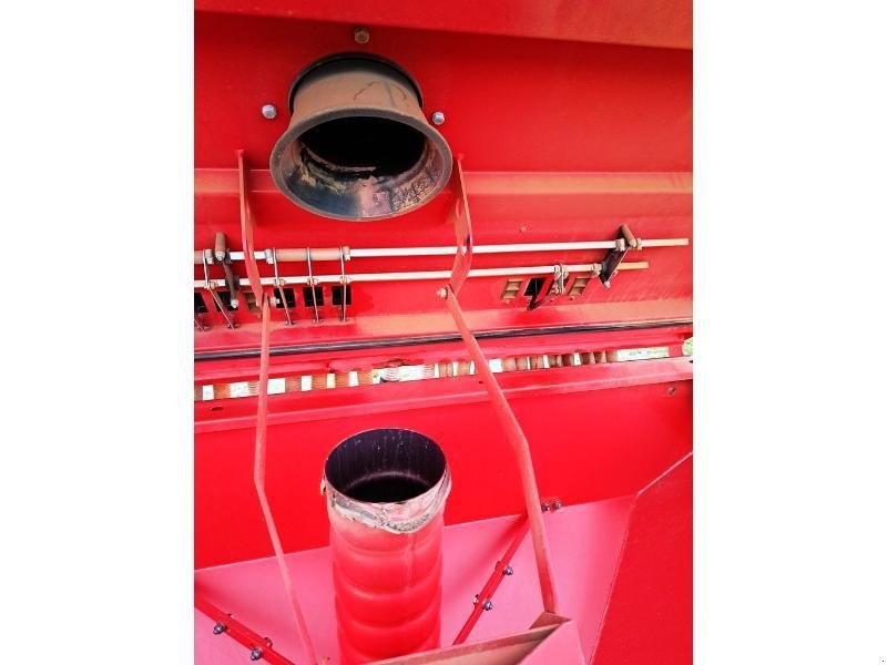 Drillmaschinenkombination del tipo Kuhn HR 4004D, Gebrauchtmaschine In SAINT-GERMAIN DU PUY (Immagine 11)