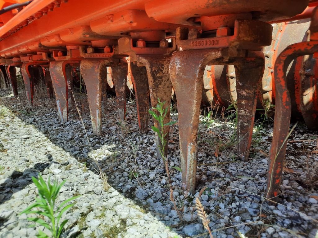 Drillmaschinenkombination tip Kuhn HR 6004 + CSC 6000 + TF 1512, Gebrauchtmaschine in CHEMAUDIN ET VAUX (Poză 7)