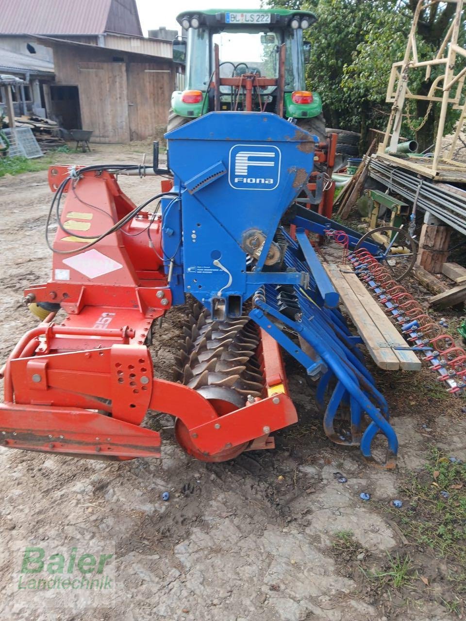 Drillmaschinenkombination del tipo Kuhn HR251M / Fiona, Gebrauchtmaschine en OBERNDORF-HOCHMOESSINGEN (Imagen 1)