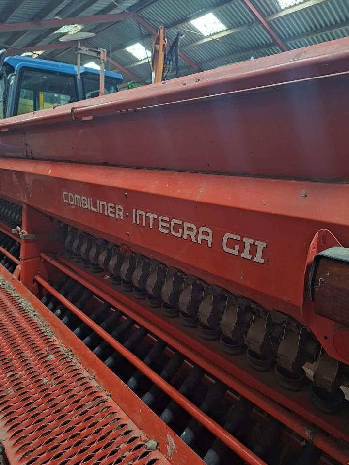 Drillmaschinenkombination Türe ait Kuhn HR4003D/INTEGRA GII, Gebrauchtmaschine içinde Maribo (resim 4)