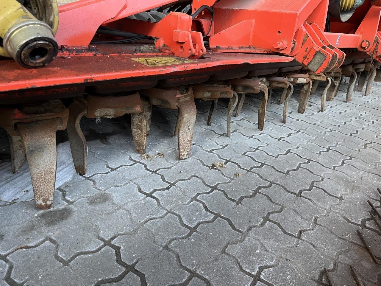 Drillmaschinenkombination of the type Kuhn HR4003D/LC402, Gebrauchtmaschine in Maribo (Picture 10)