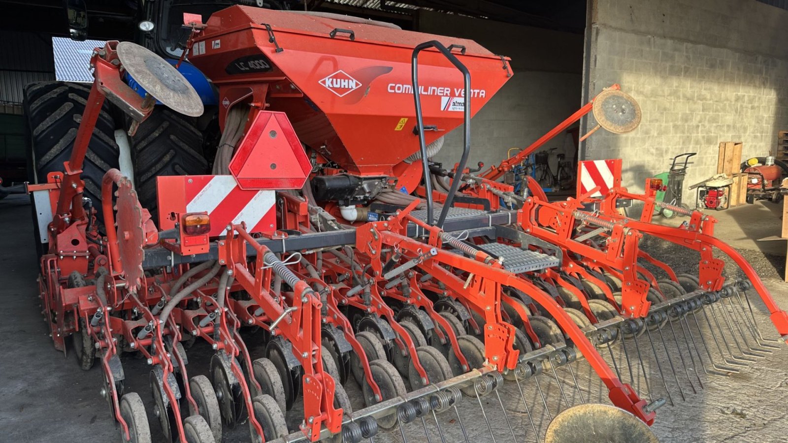 Drillmaschinenkombination tipa Kuhn hr4004 0g Combiliner LC4000. Kun sået 1.600 ha., Gebrauchtmaschine u øster ulslev (Slika 1)