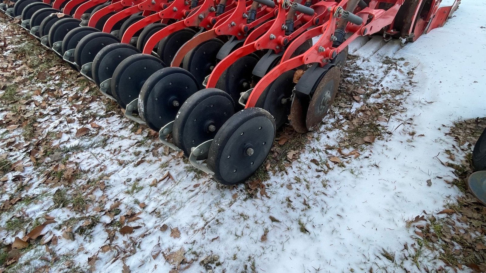 Drillmaschinenkombination Türe ait Kuhn HR4004/NC4000 Combiliner Venta, Gebrauchtmaschine içinde Nimtofte (resim 4)