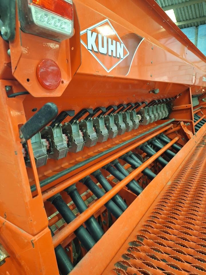 Drillmaschinenkombination of the type Kuhn HR4004D/INTEGRA, Gebrauchtmaschine in Maribo (Picture 3)