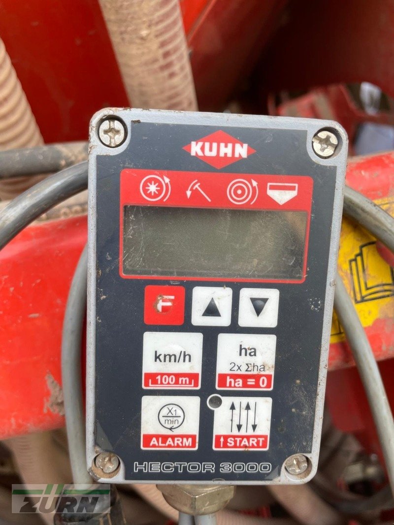 Drillmaschinenkombination del tipo Kuhn HRB303D + Combiliner Venta EC3, Gebrauchtmaschine In Altenschönbach (Immagine 11)