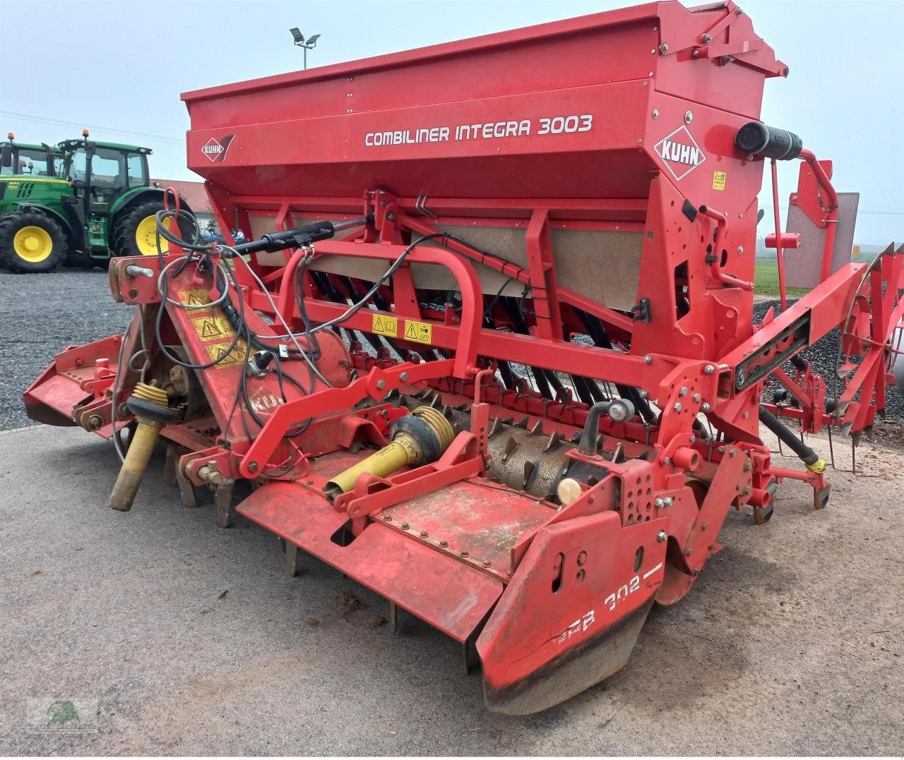 Drillmaschinenkombination типа Kuhn Integra 3003 + HRB 302D, Gebrauchtmaschine в Steinwiesen (Фотография 3)