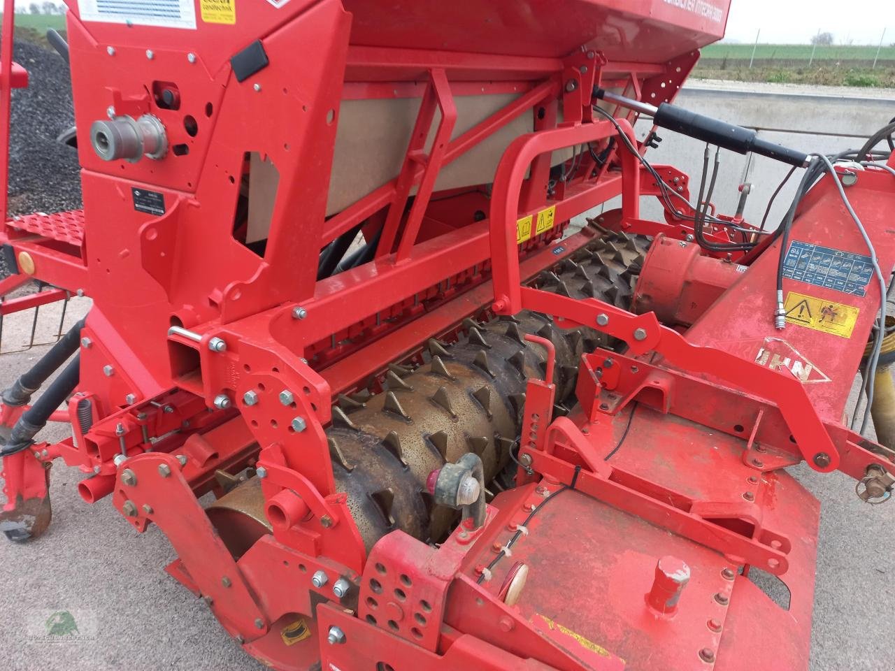 Drillmaschinenkombination типа Kuhn Integra 3003 + HRB 302D, Gebrauchtmaschine в Steinwiesen (Фотография 7)