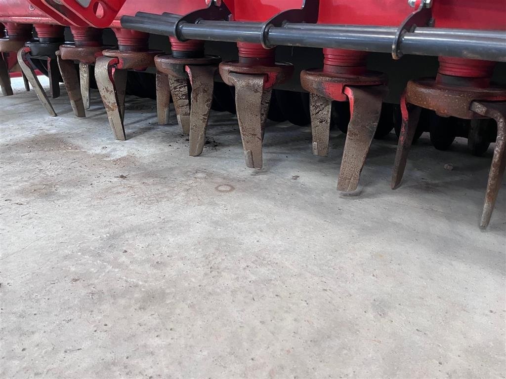 Drillmaschinenkombination tip Kuhn Kuhn HR 3040 rotorharve Venta 3030  Kuhn Venta 3040 IsoBus, Gebrauchtmaschine in Sakskøbing (Poză 6)