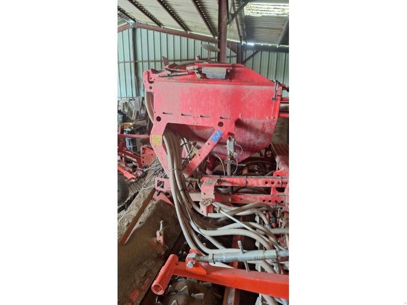 Drillmaschinenkombination del tipo Kuhn LC402 + HR 403D, Gebrauchtmaschine In CHAUMONT (Immagine 3)