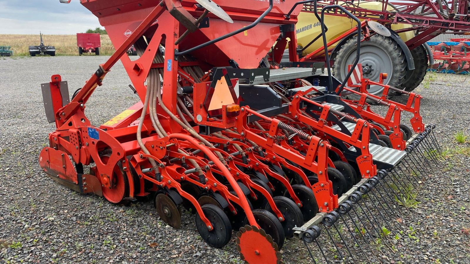 Drillmaschinenkombination del tipo Kuhn NC 4000 Combiliner, Gebrauchtmaschine en Roskilde (Imagen 7)