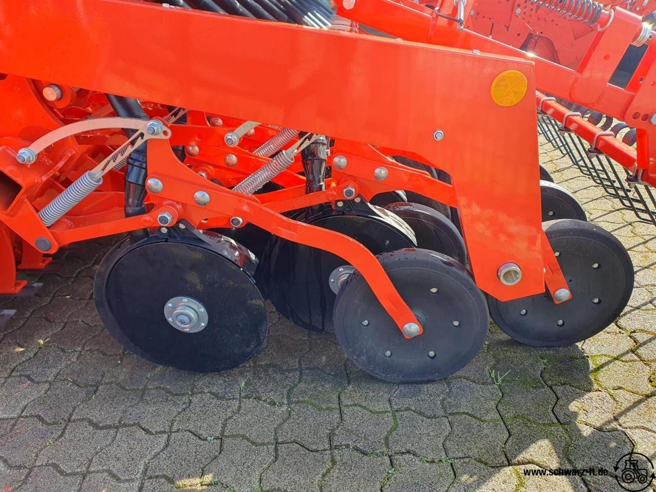 Drillmaschinenkombination des Typs Kuhn Sitera 3000 24DS, Neumaschine in Aspach (Bild 11)