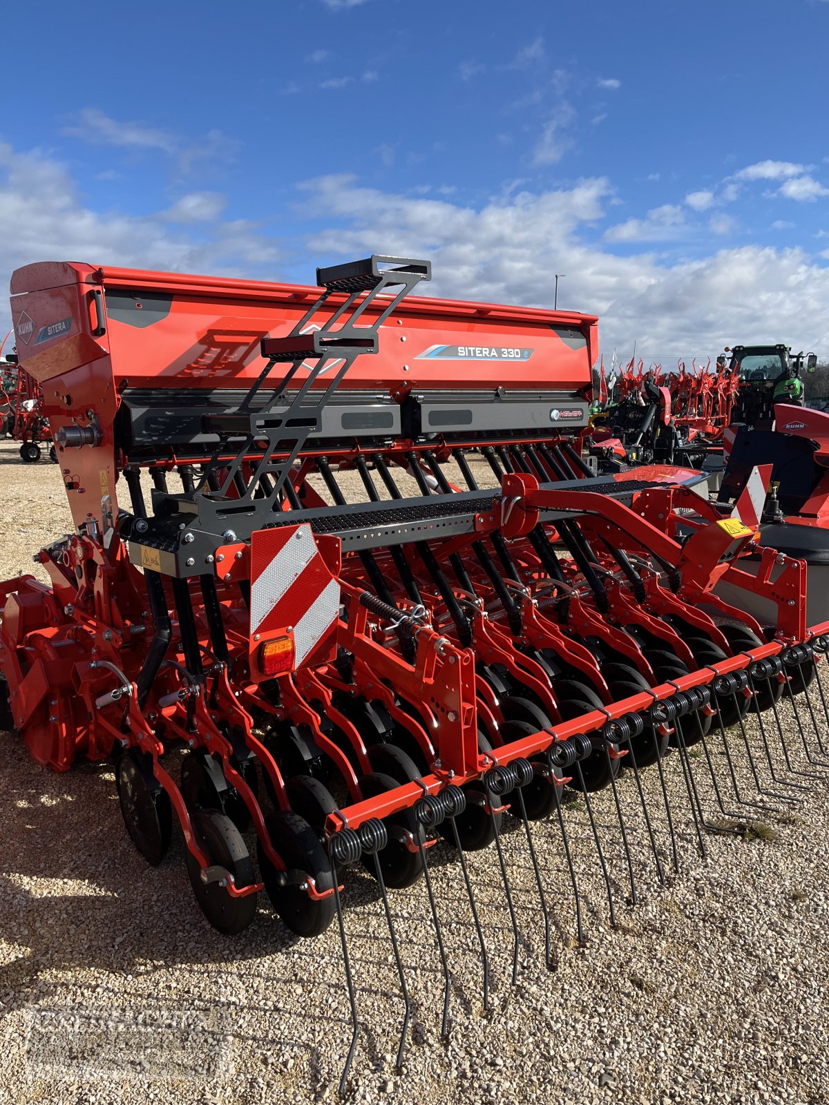 Drillmaschinenkombination του τύπου Kuhn Sitera 330e, Neumaschine σε Pfullendorf (Φωτογραφία 3)