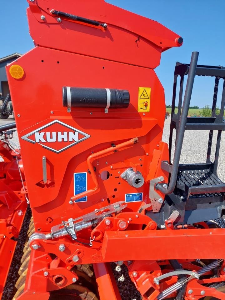 Drillmaschinenkombination del tipo Kuhn Sitera 4000 / HR 404, Gebrauchtmaschine In Hammel (Immagine 12)