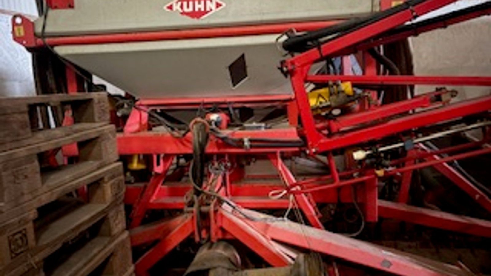 Drillmaschinenkombination типа Kuhn VENTA T401 ROTORHARVE MED LUFTSÅMASKINE, Gebrauchtmaschine в Dronninglund (Фотография 1)