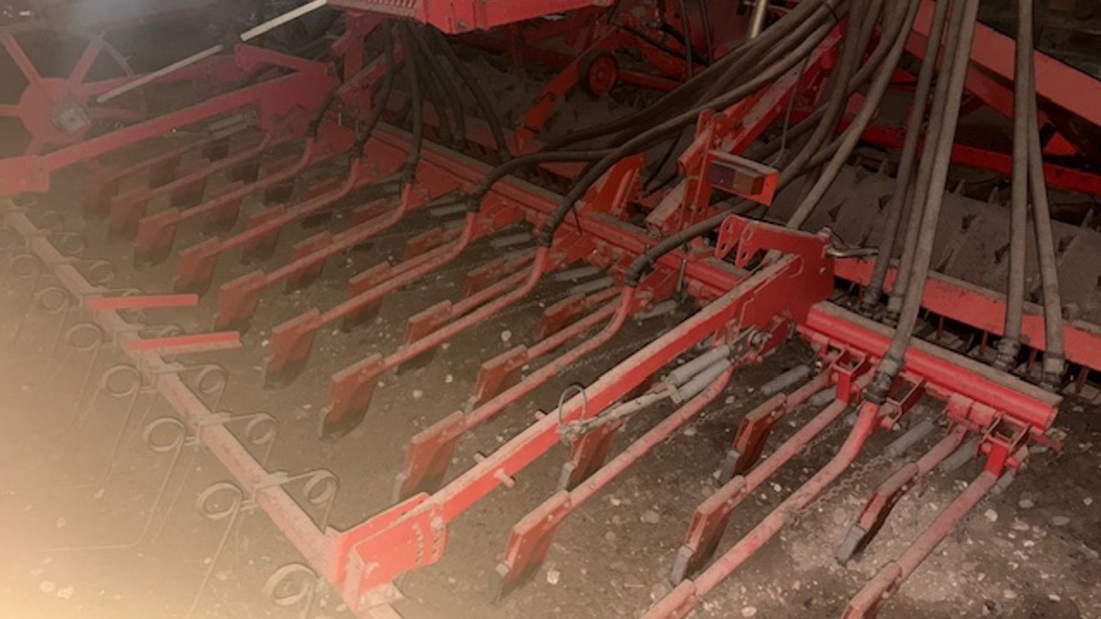 Drillmaschinenkombination типа Kuhn VENTA T401 ROTORHARVE MED LUFTSÅMASKINE, Gebrauchtmaschine в Dronninglund (Фотография 3)