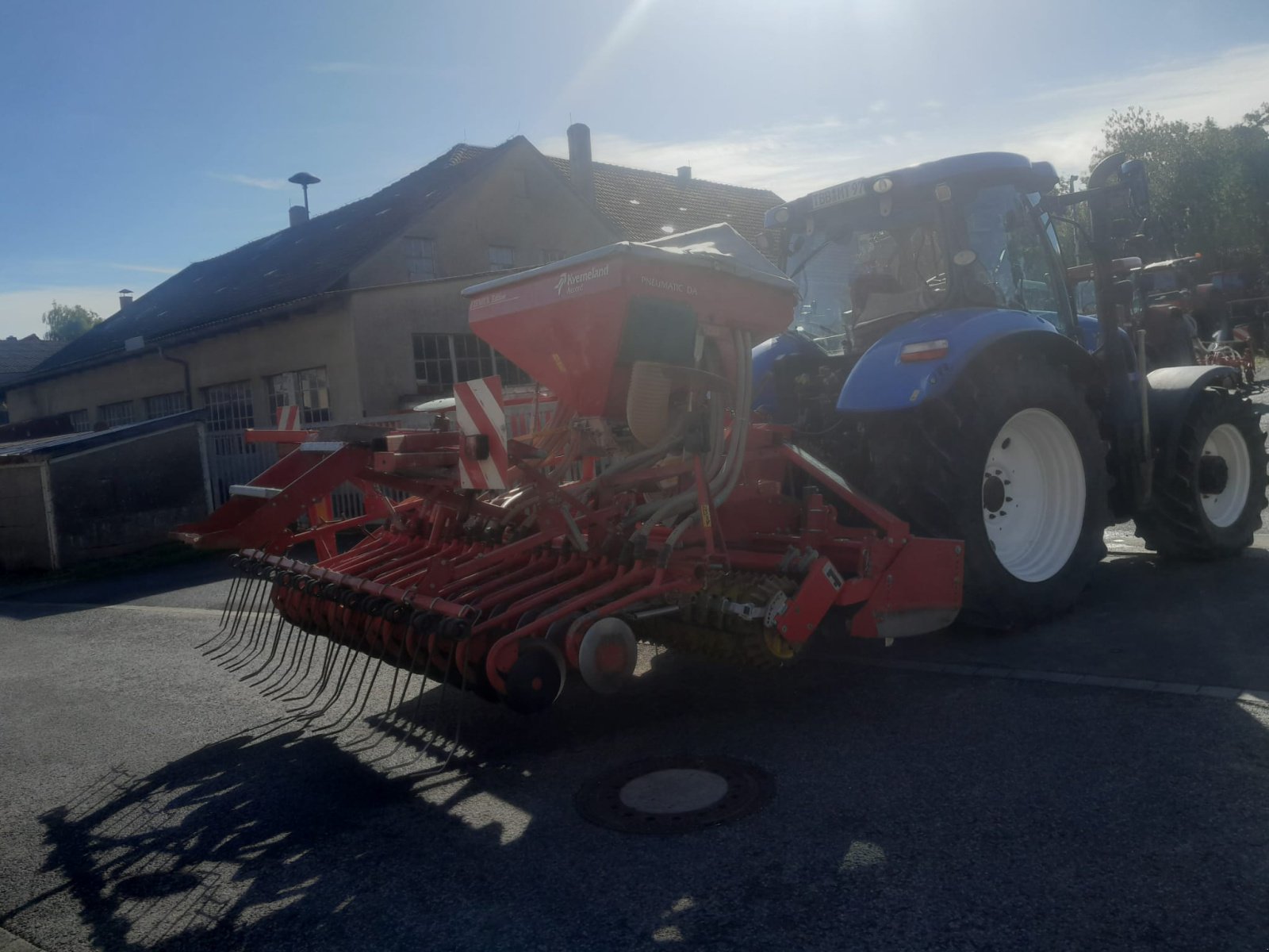 Drillmaschinenkombination of the type Kverneland Accord DA 300 + Kongskilde HK31-300 D, Gebrauchtmaschine in Creglingen (Picture 3)