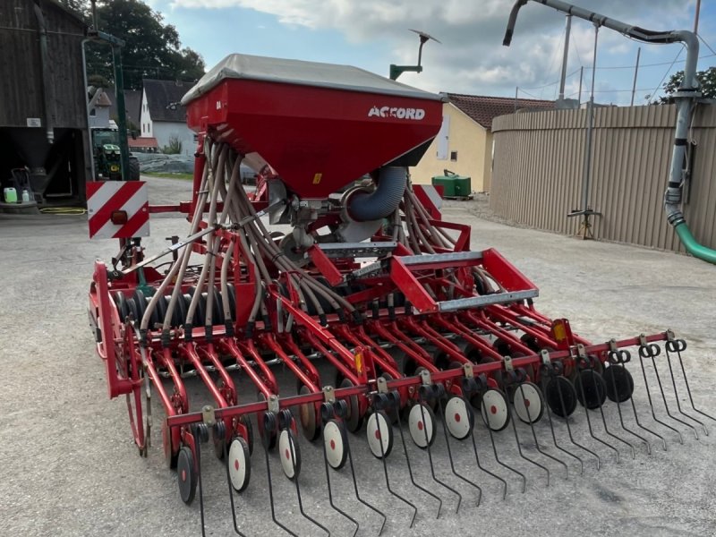 Drillmaschinenkombination des Typs Kverneland Accord DA 300, Gebrauchtmaschine in Gersthofen (Bild 1)