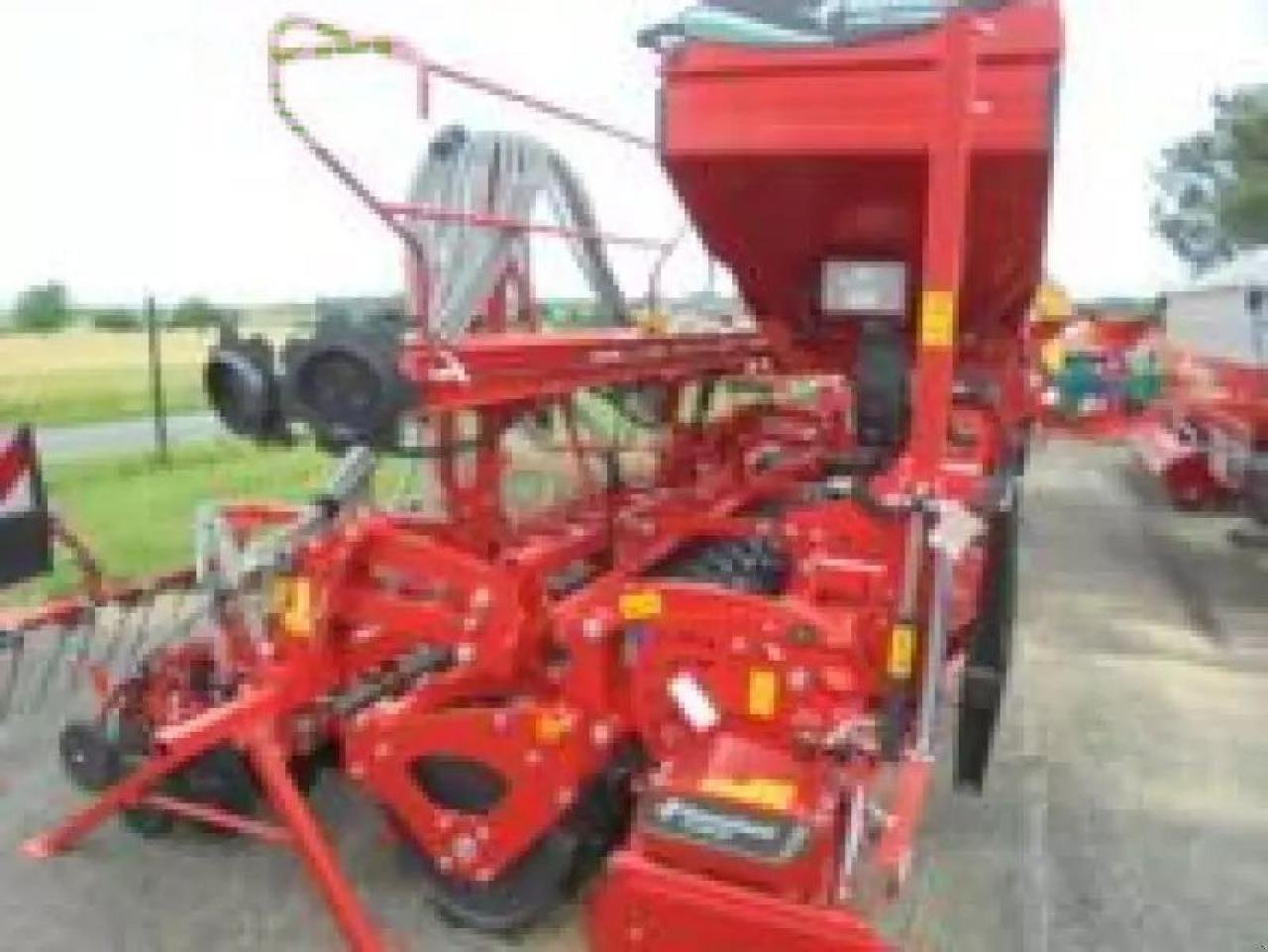 Drillmaschinenkombination a típus Kverneland e drill compact, Gebrauchtmaschine ekkor: Authon (Kép 3)