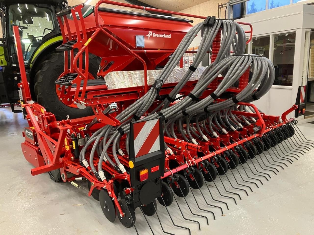 Drillmaschinenkombination tip Kverneland E-DRILL MAXI PLUS, Gebrauchtmaschine in Tim (Poză 4)