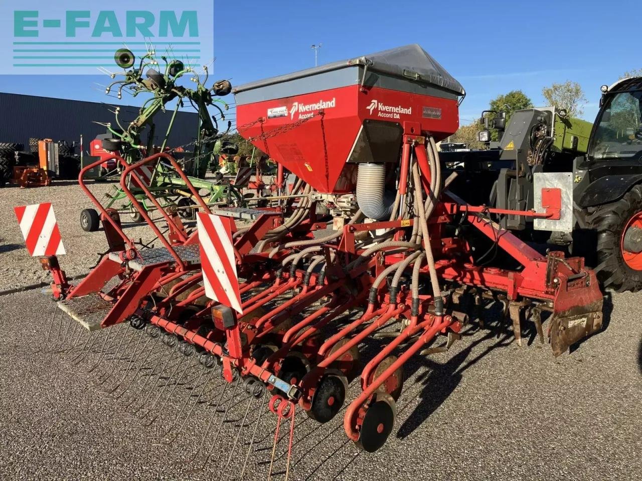 Drillmaschinenkombination typu Kverneland herse perugini + semoir kv, Gebrauchtmaschine v AILLAS (33 - GIRONDE) (Obrázek 7)