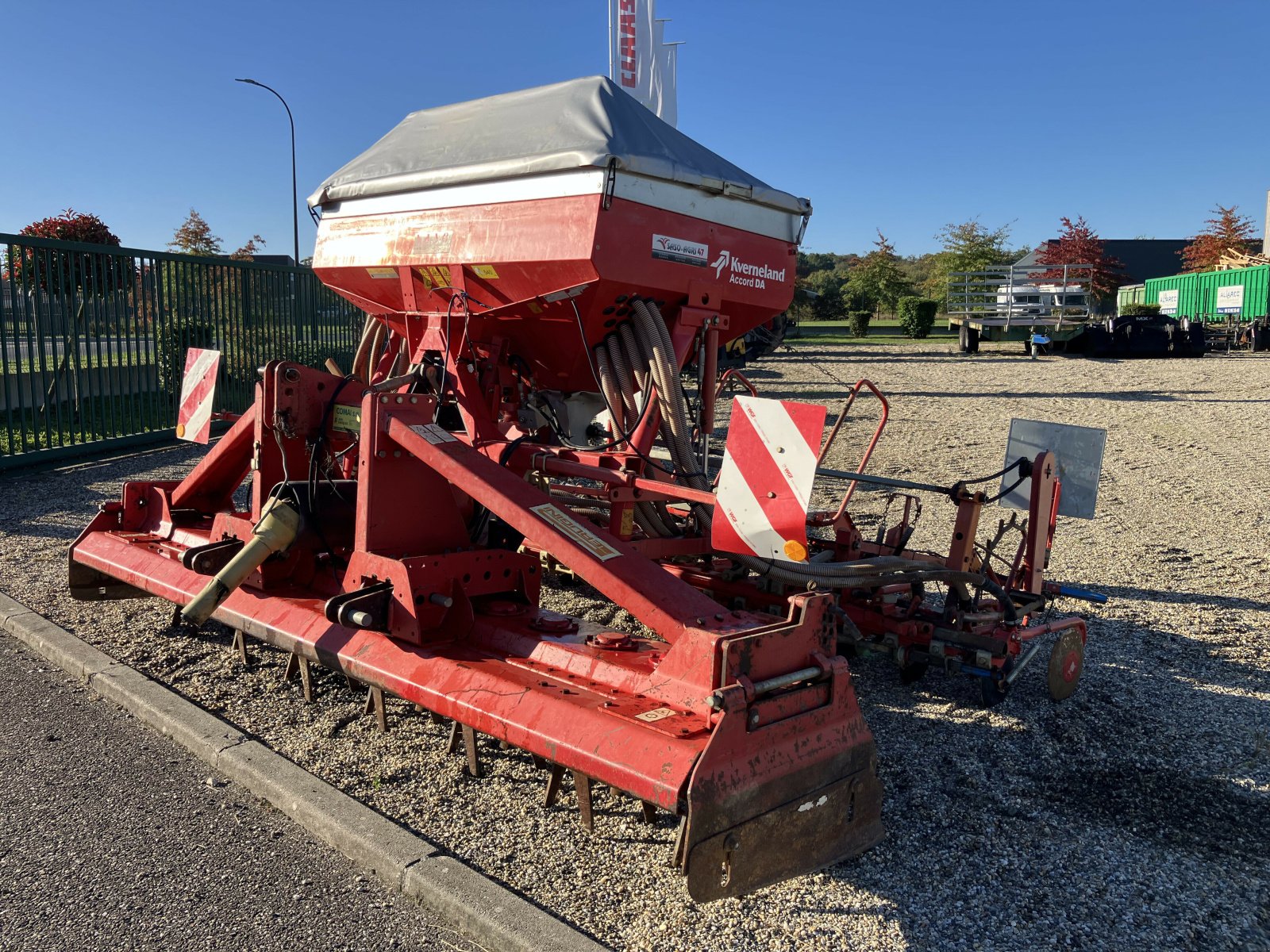 Drillmaschinenkombination tip Kverneland HERSE PERUGINI + SEMOIR KV, Gebrauchtmaschine in AILLAS (Poză 3)