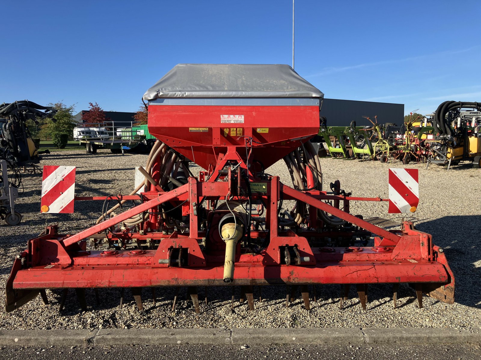 Drillmaschinenkombination tip Kverneland HERSE PERUGINI + SEMOIR KV, Gebrauchtmaschine in AILLAS (Poză 2)